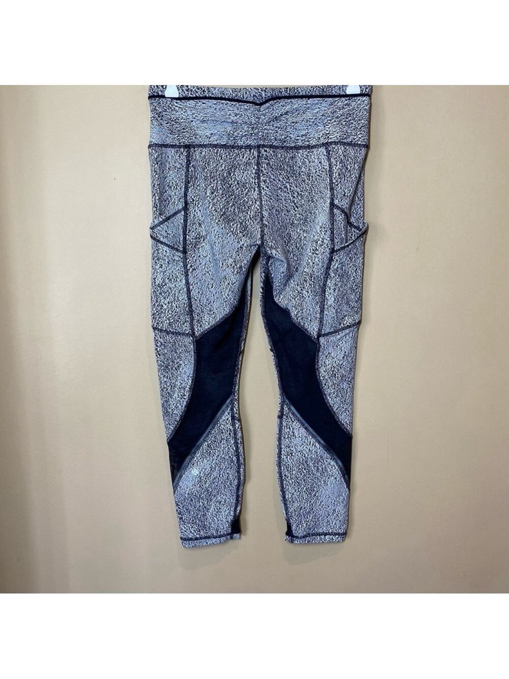 Lululemon Outrun Tights Luxtreme Spray Jacquard